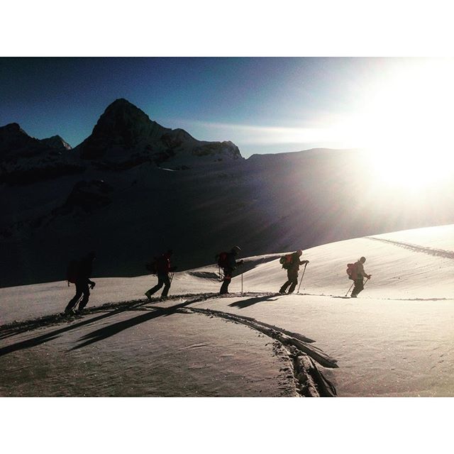 Skön morgon i Bertol!#hauteroute #bergsresor #chamonix #zermatt #elevenate #dynastar