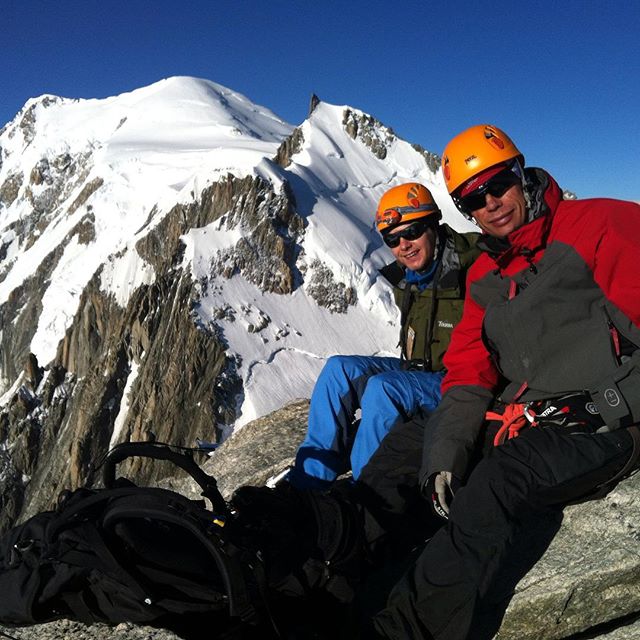 Ingen Mont Blanc bestigning idag men Tacul med grymutsikt duger också!#montblanc #tacul #klättring #chamonix #bergsresor #elevenate #dynastar