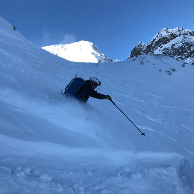 En Haute Route som sammanfattas med bra snö, fina vyer och massa sol!#hauteroute #chamonix #zermatt #bergsresor #elevenate #dynafit #genuineguidegear